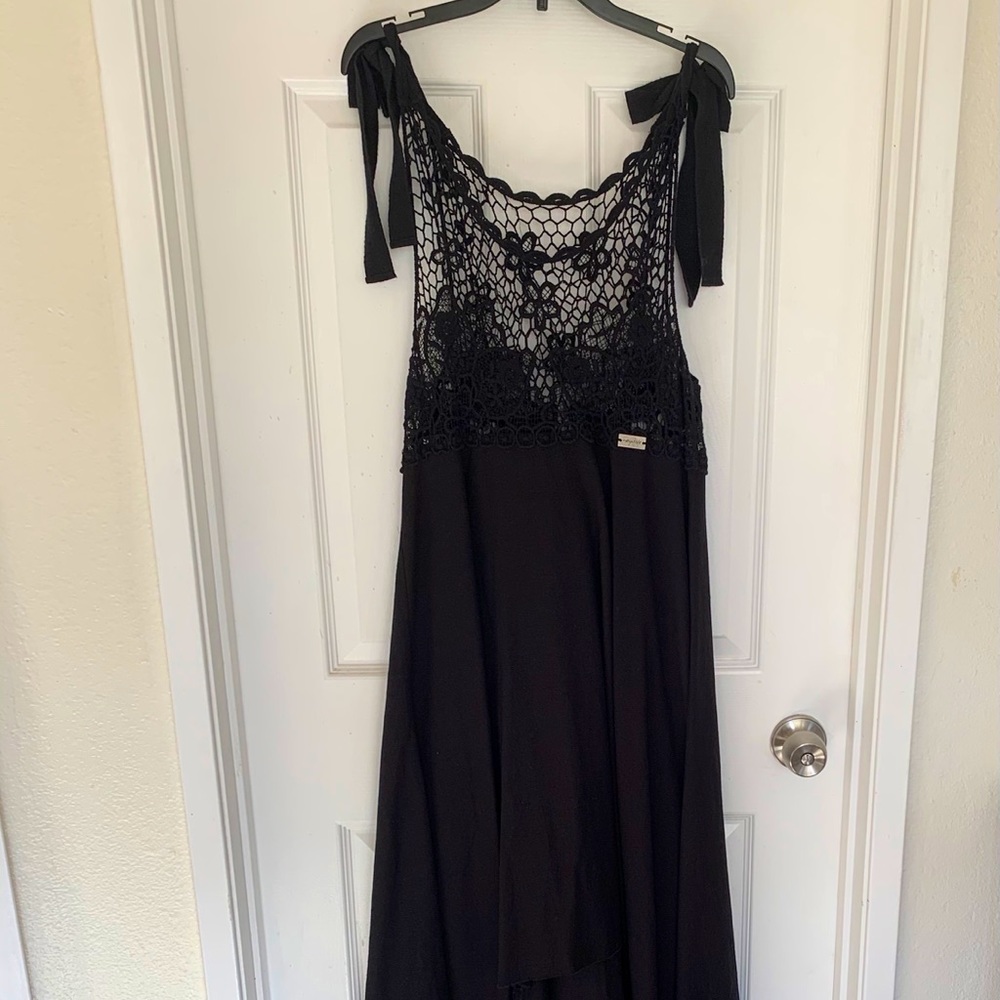 Dress OS like new Negative European Designer